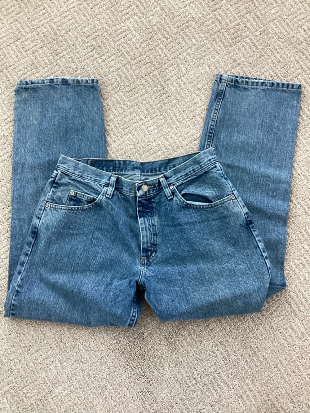 Men’s Wrangler Classic Straight Leg Relaxed Fit Blue Jeans